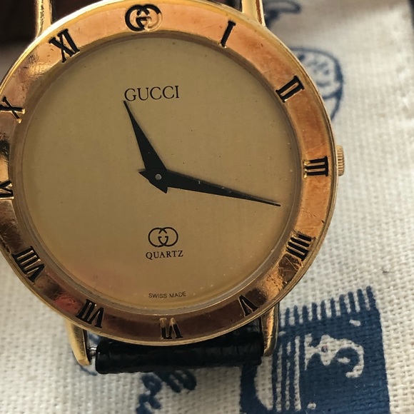 Vintage Authentic Ladies Gucci $280 - Picture 1 of 5